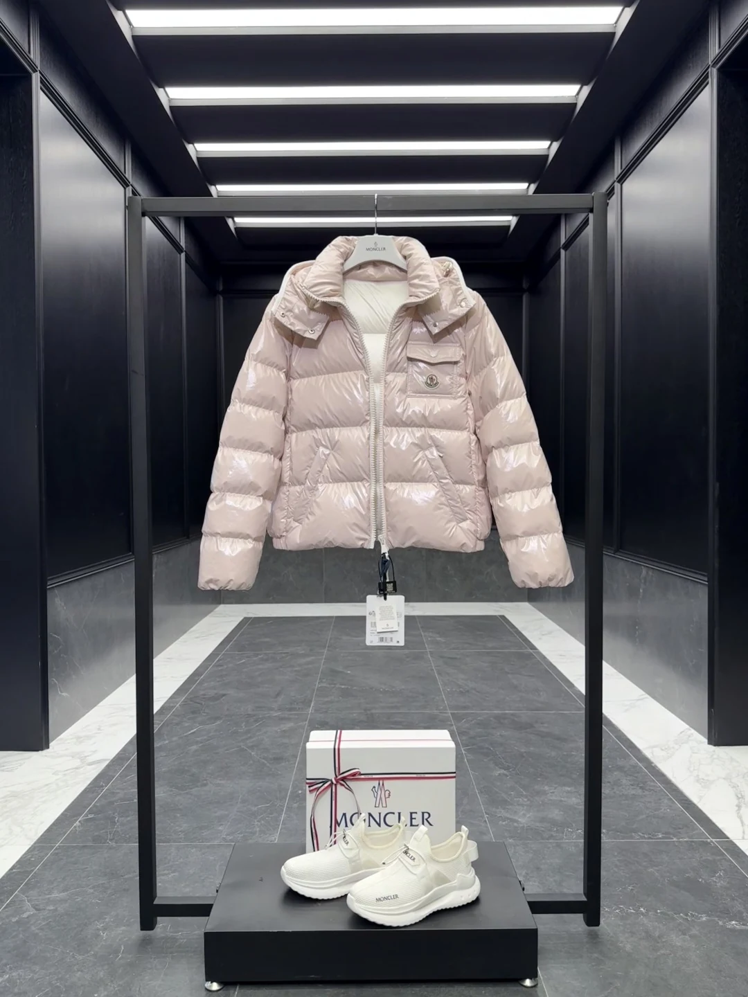 Moncler puffer jacket - real photo 4