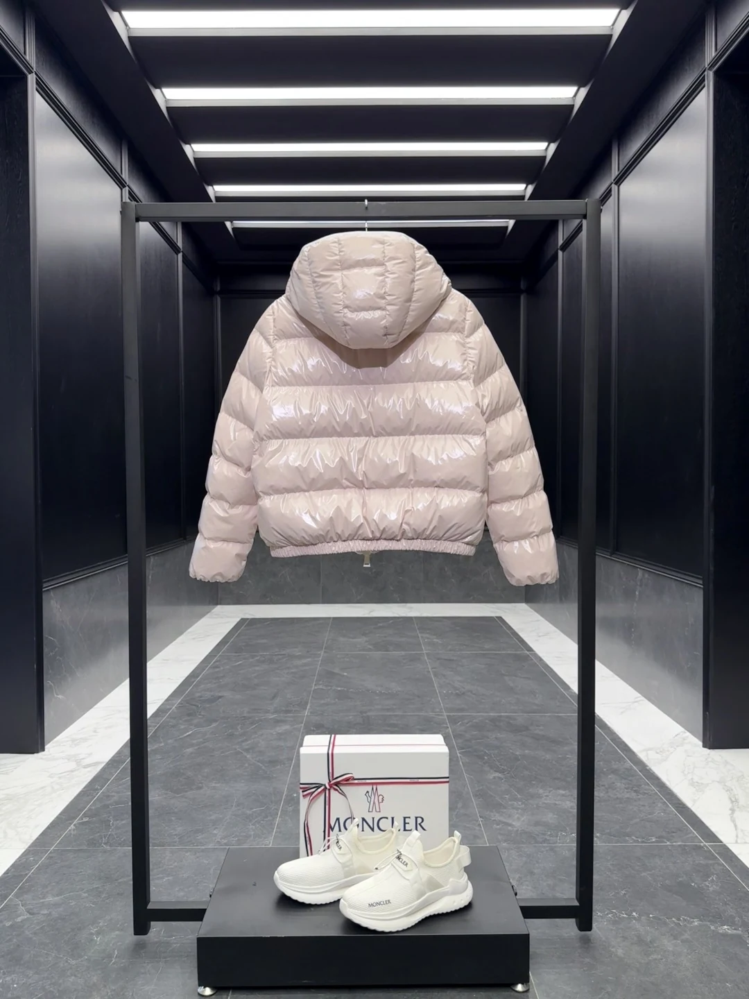 Moncler puffer jacket - real photo 9