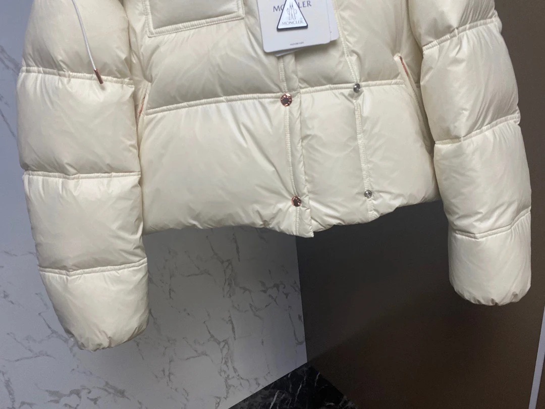 Moncler puffer jacket - real photo 6