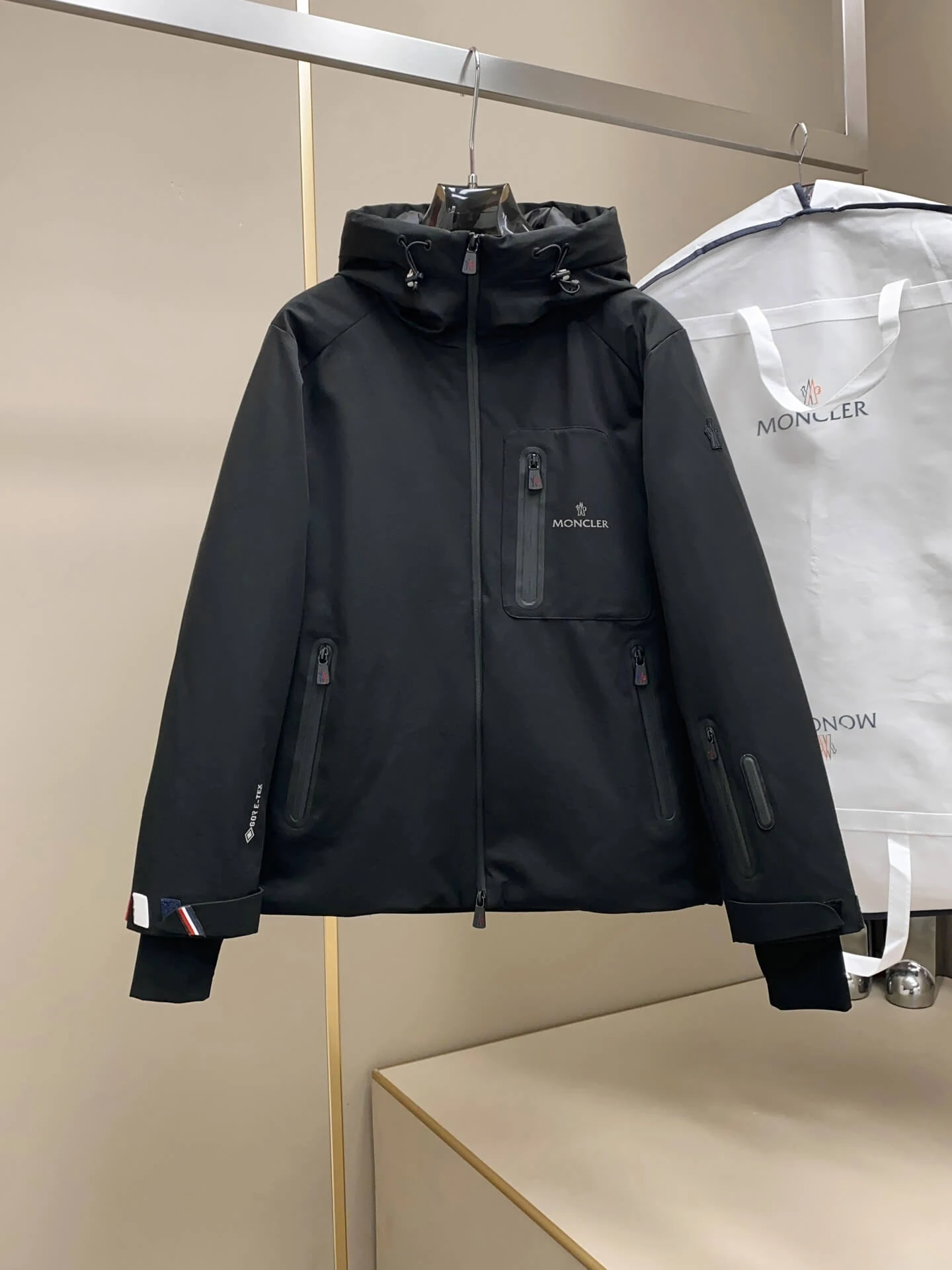 Moncler puffer jacket - real photo 4