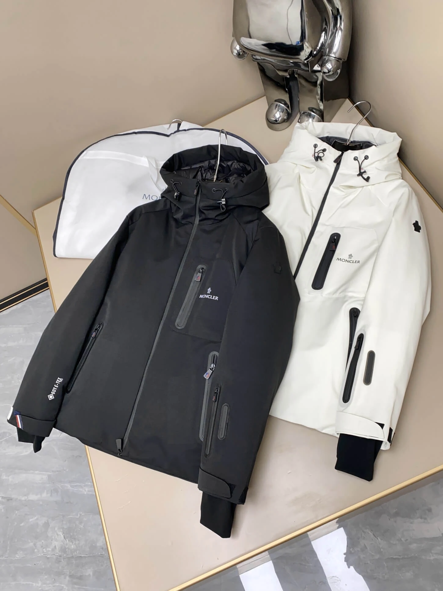 Moncler puffer jacket - real photo 5