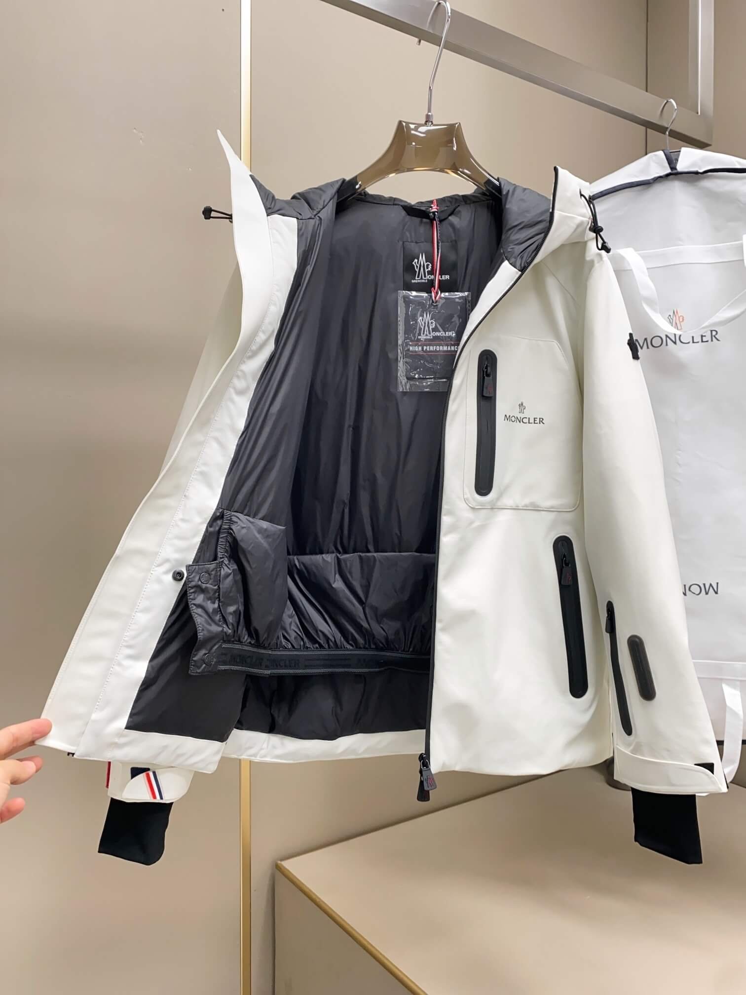 Moncler puffer jacket - real photo 7