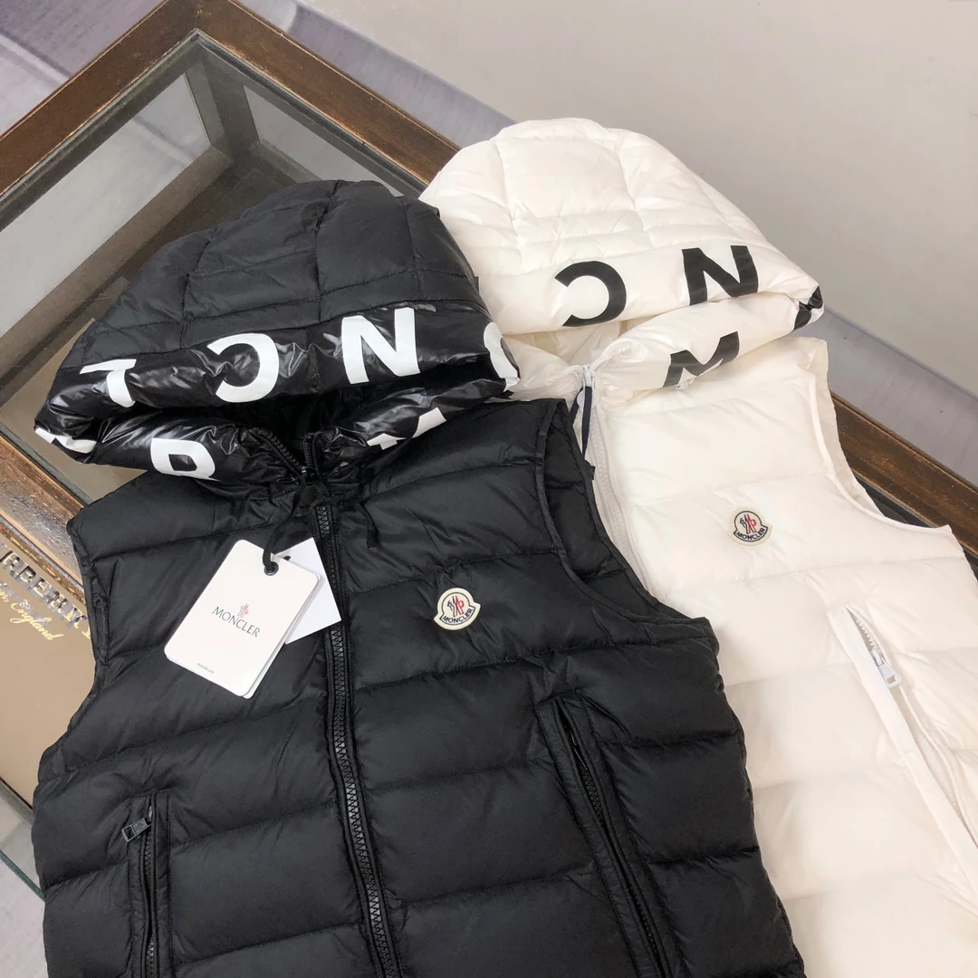 Moncler puffer vest - real photo 2