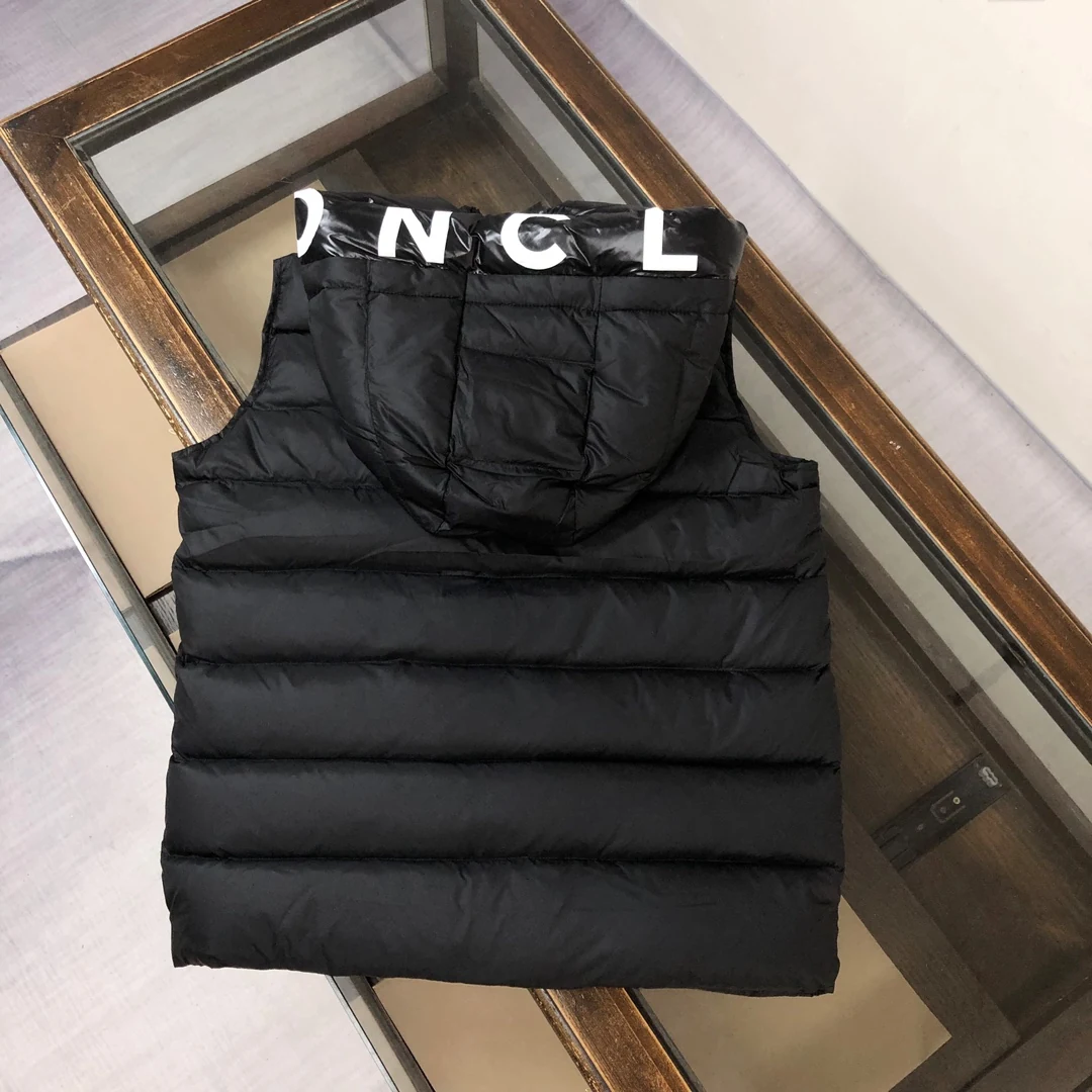 Moncler puffer vest - real photo 8