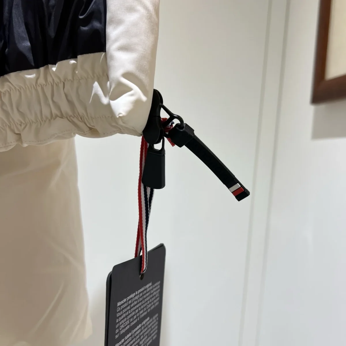 Moncler Klais Stand-Collar Short Puffer Jacket - Grenoble Ski Collection - Moncler puffer jacket real photo 23