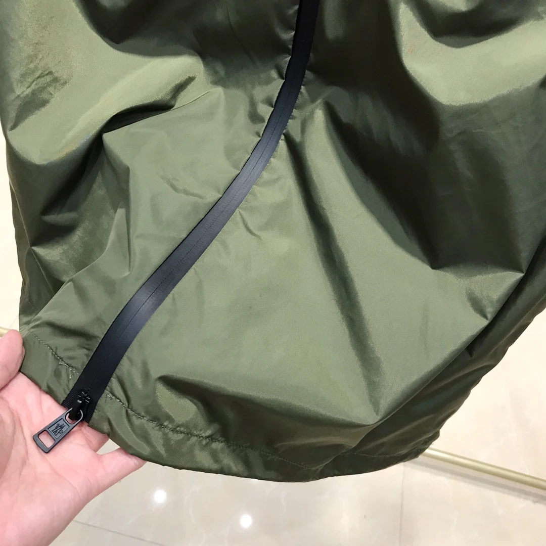 Moncler puffer jacket - real photo 9