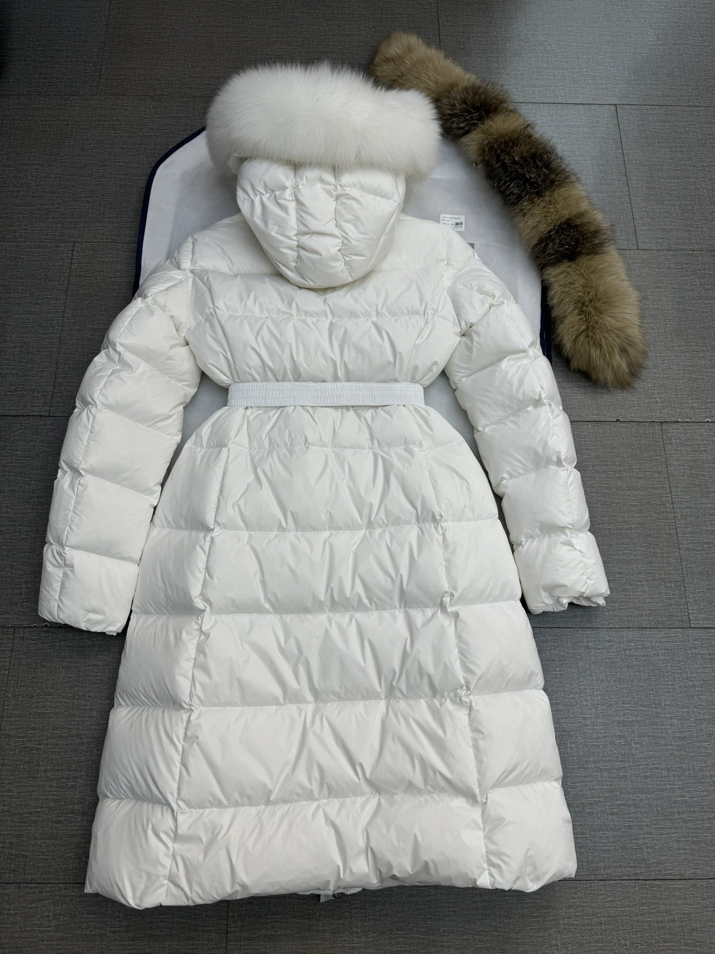 Moncler Long Fur-Collar Puffer Jacket - Style 5 - Moncler puffer jacket real photo 9
