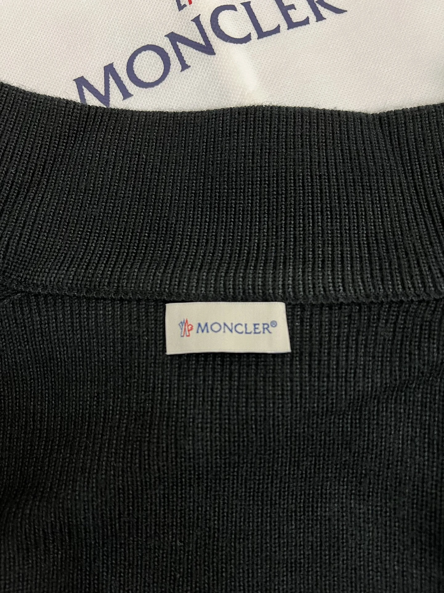 Moncler puffer jacket - real photo 9