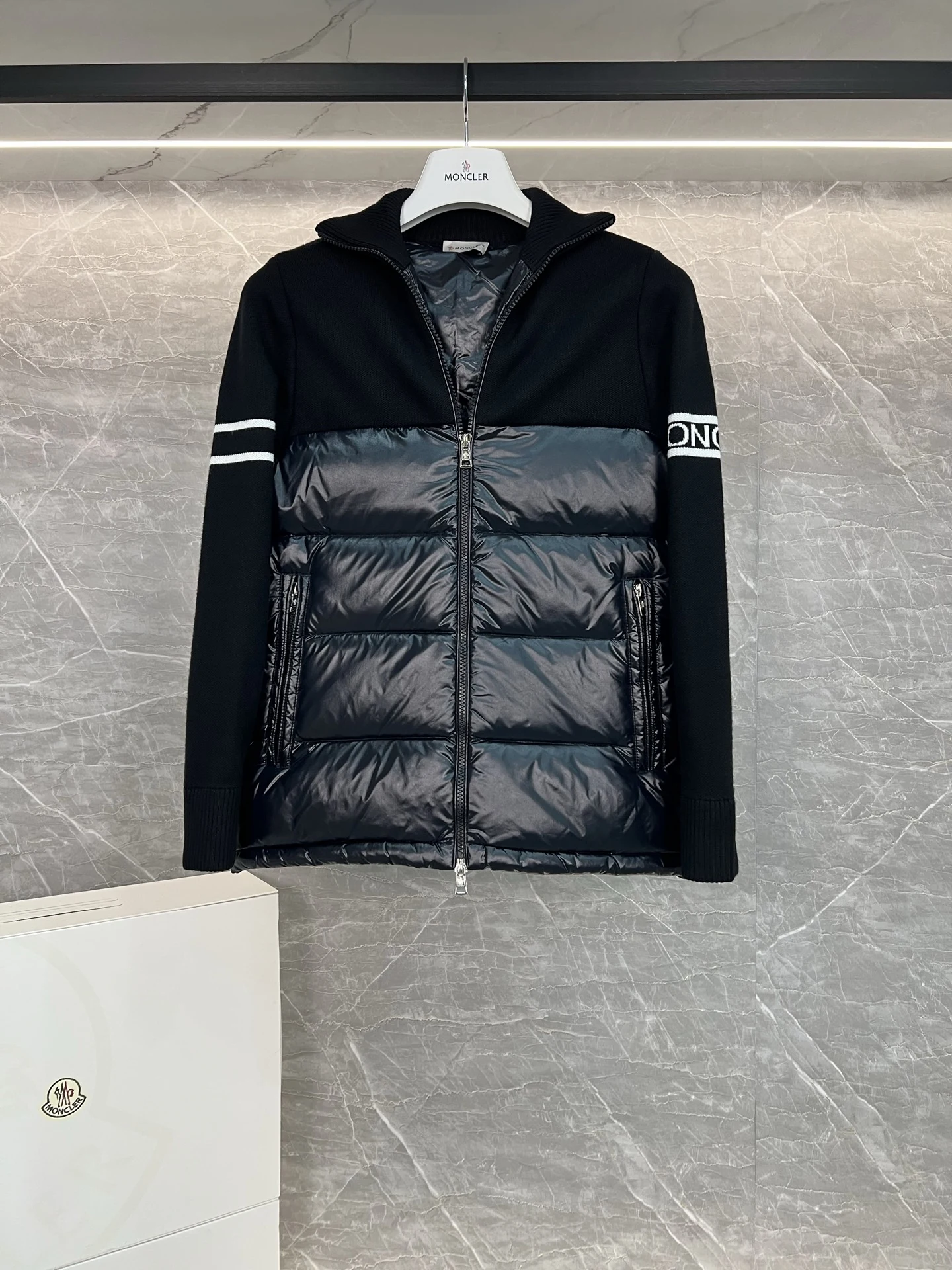 Moncler puffer jacket - real photo 4