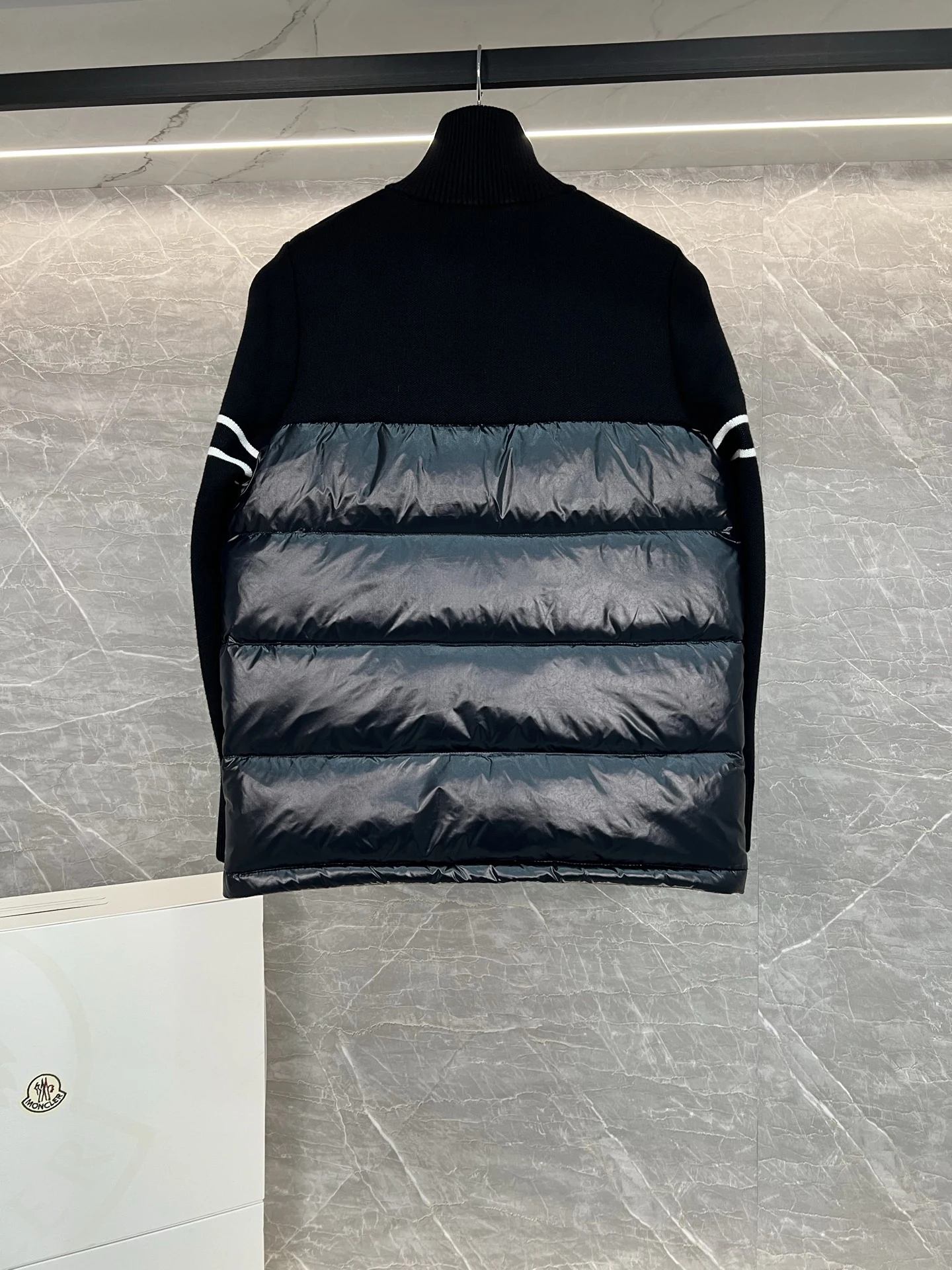 Moncler puffer jacket - real photo 7