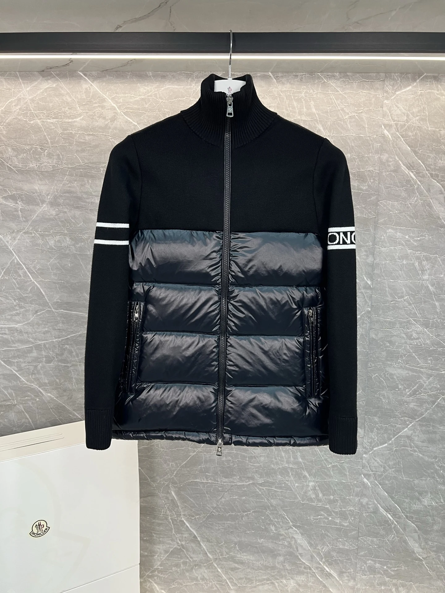 Moncler puffer jacket - real photo 8