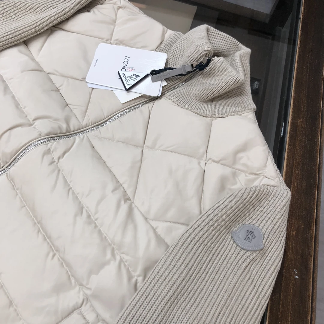 Moncler puffer jacket - real photo 3