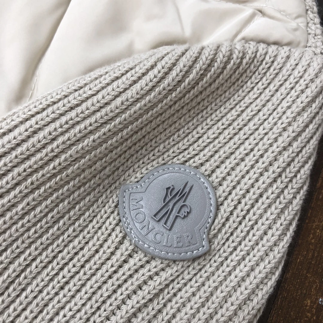 Moncler puffer jacket - real photo 5