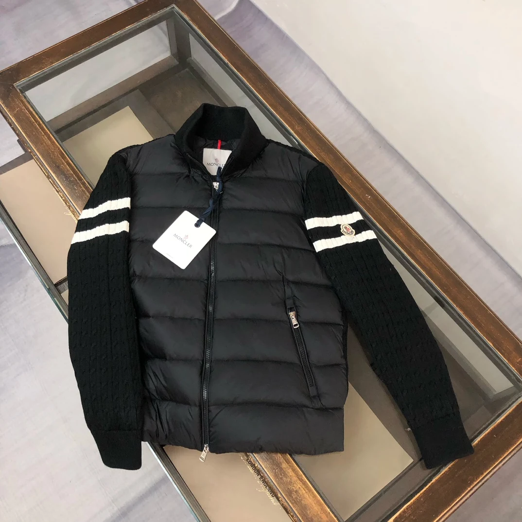 Moncler puffer jacket - real photo 3