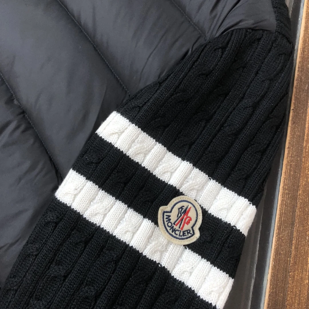 Moncler puffer jacket - real photo 5