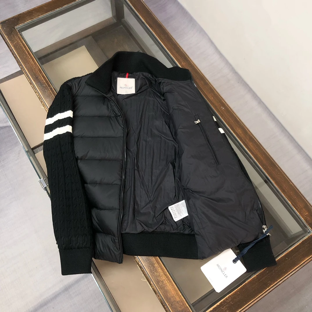 Moncler puffer jacket - real photo 7