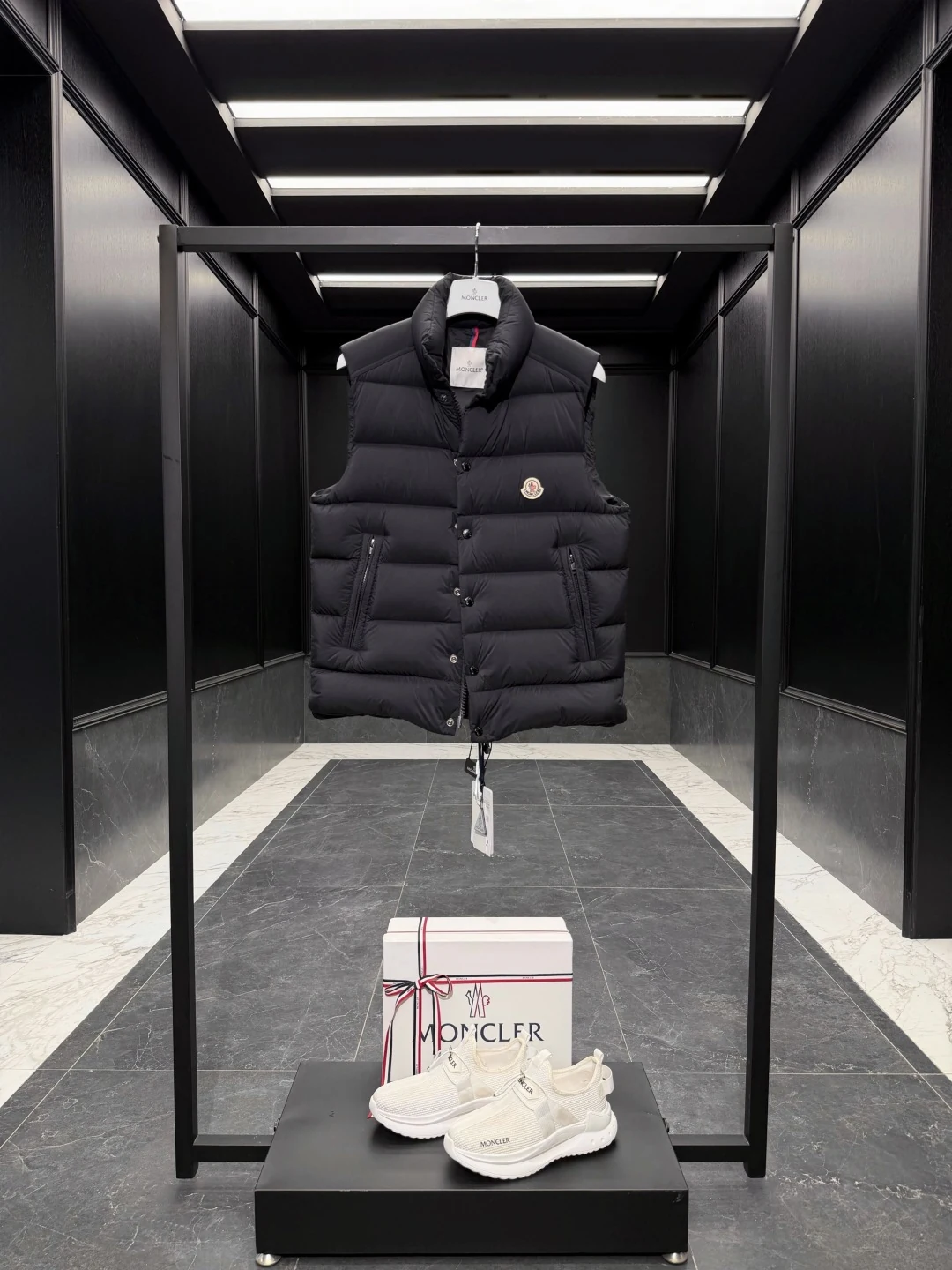 Moncler Quilted Puffer Vest - Style 21 - Moncler puffer vest real photo 3