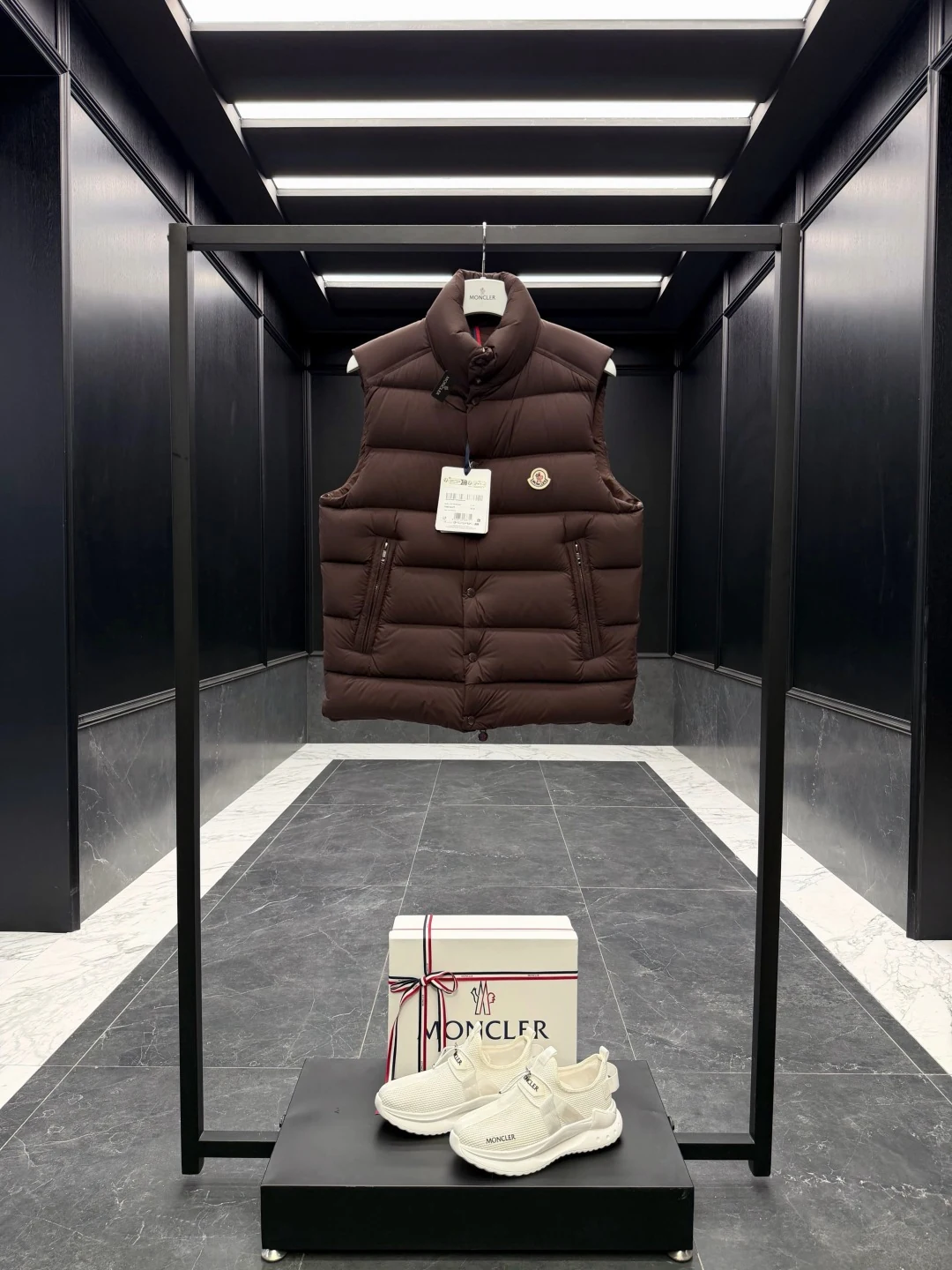 Moncler Quilted Puffer Vest - Style 24 - Moncler puffer vest real photo 1