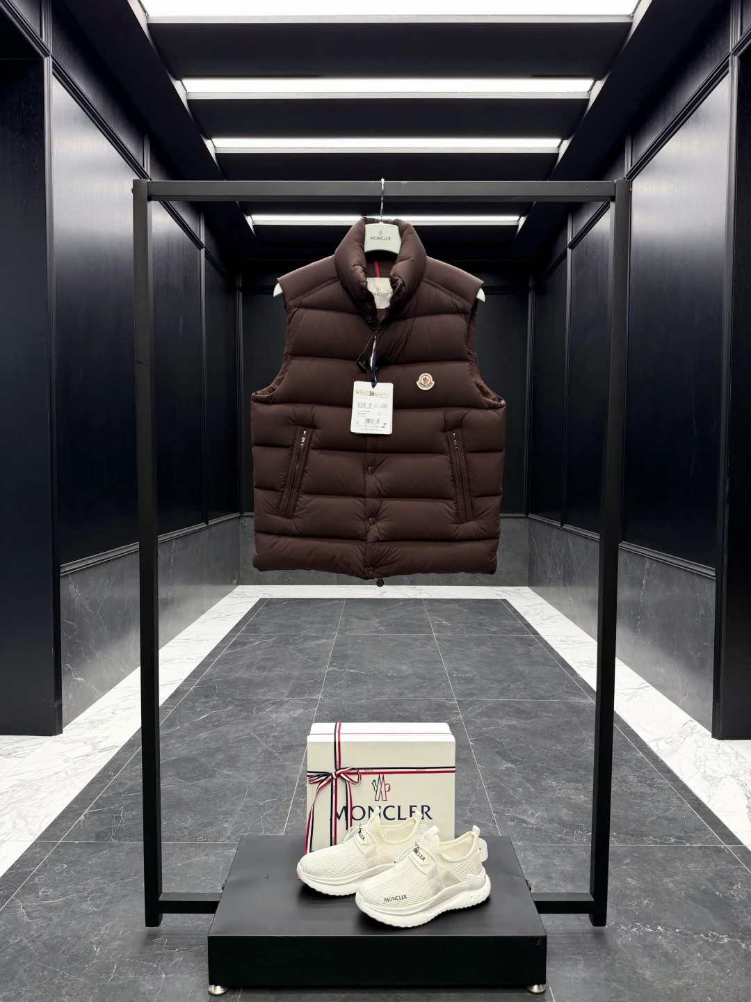Moncler Quilted Puffer Vest - Style 24 - Moncler puffer vest real photo 2