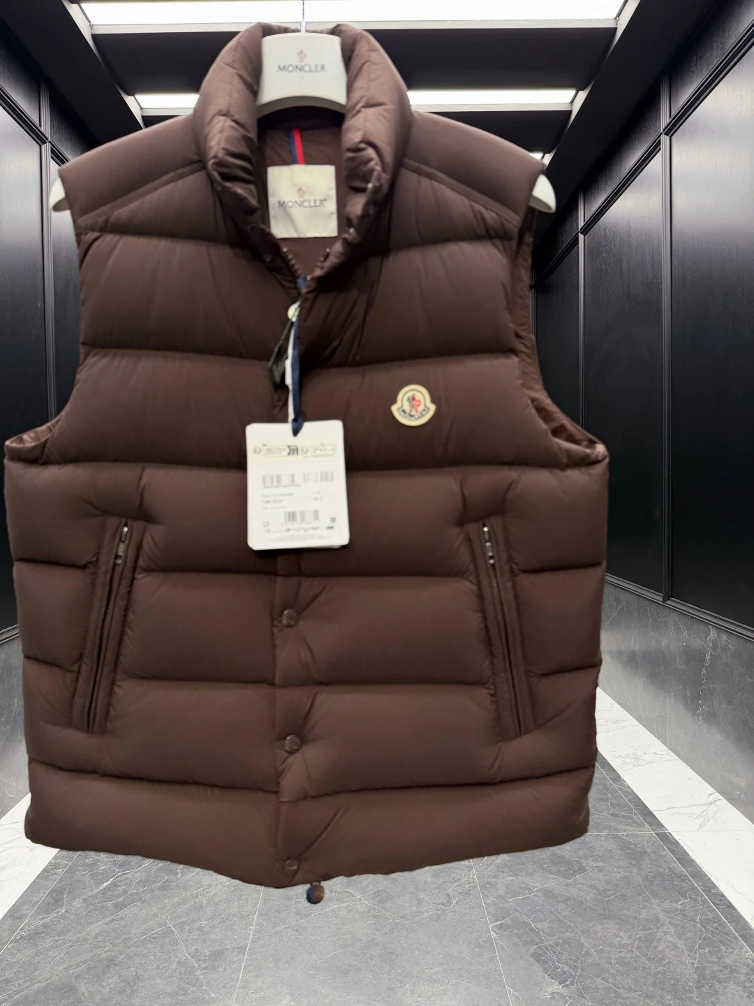 Moncler Quilted Puffer Vest - Style 24 - Moncler puffer vest real photo 7