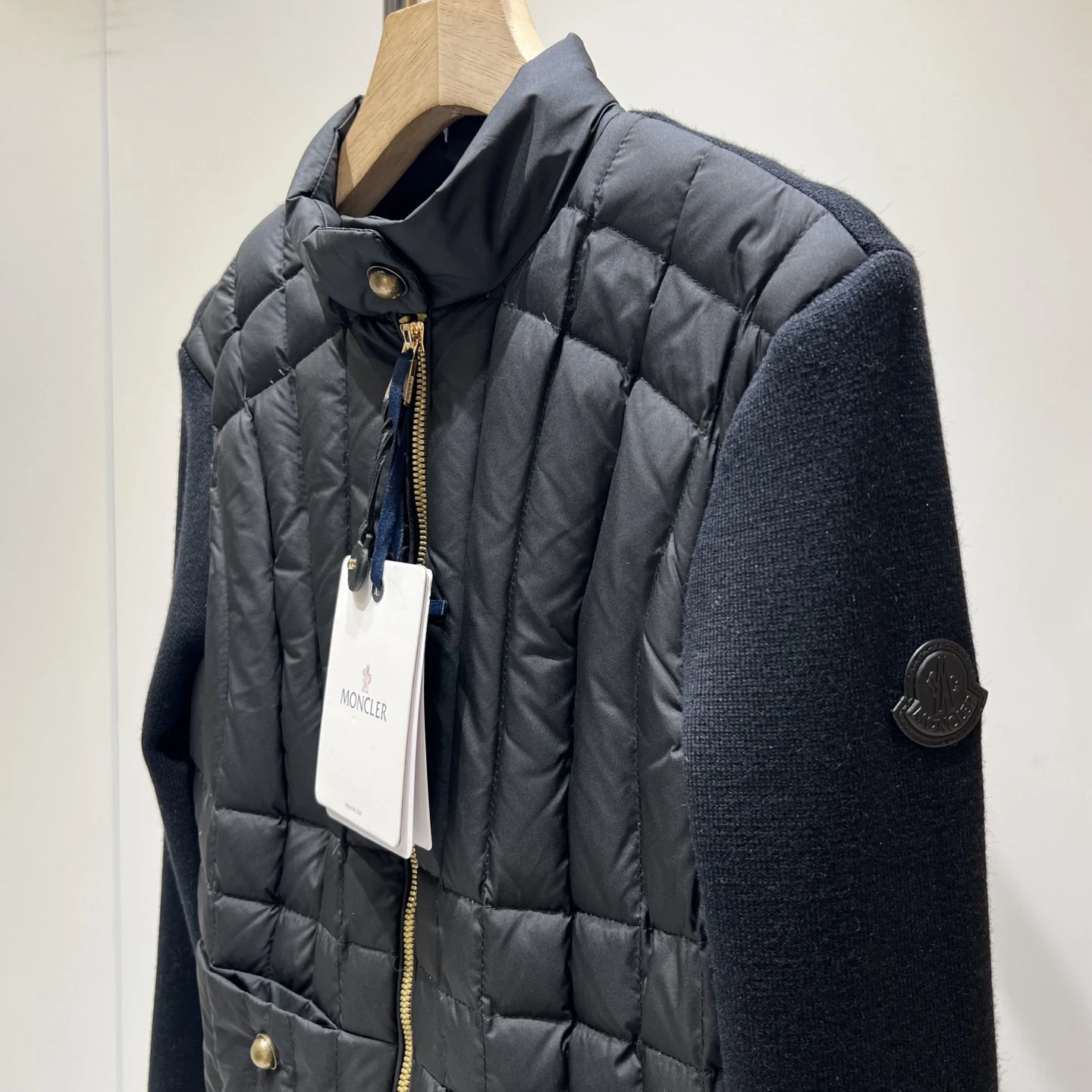 Moncler Round-Neck Panel Puffer Jacket - Style 4 - Moncler puffer jacket real photo 3