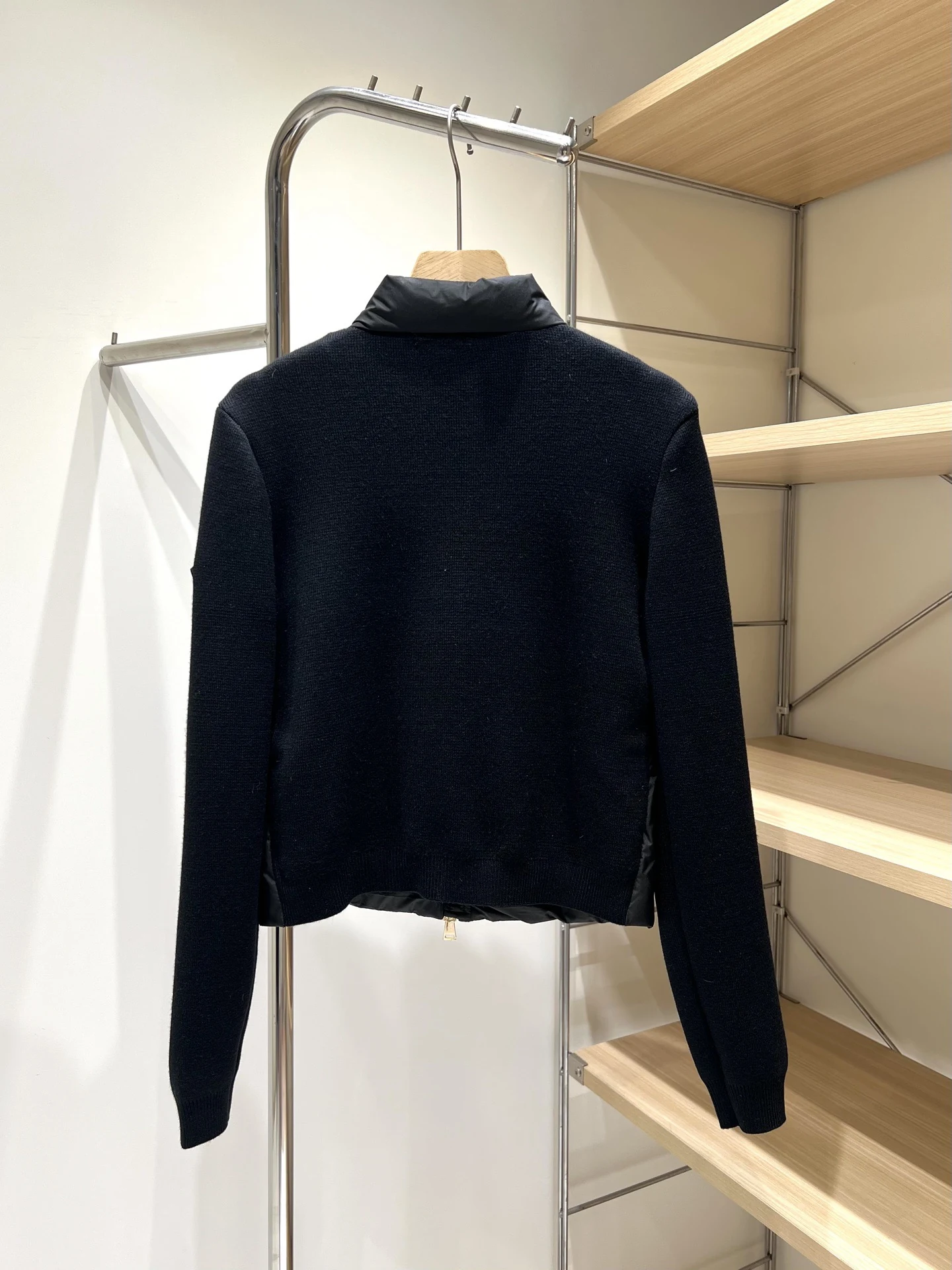 Moncler Round-Neck Panel Puffer Jacket - Style 4 - Moncler puffer jacket real photo 8