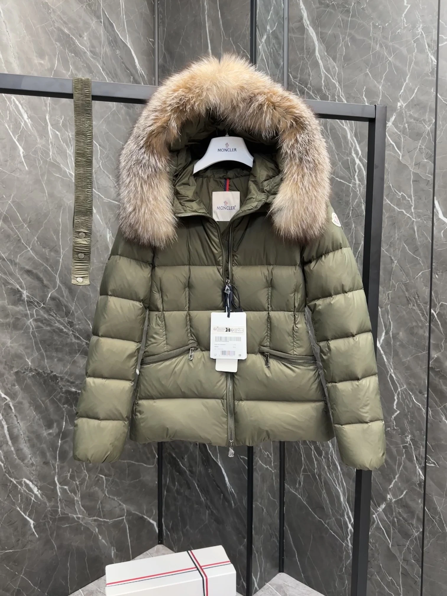 Moncler puffer jacket - real photo 5