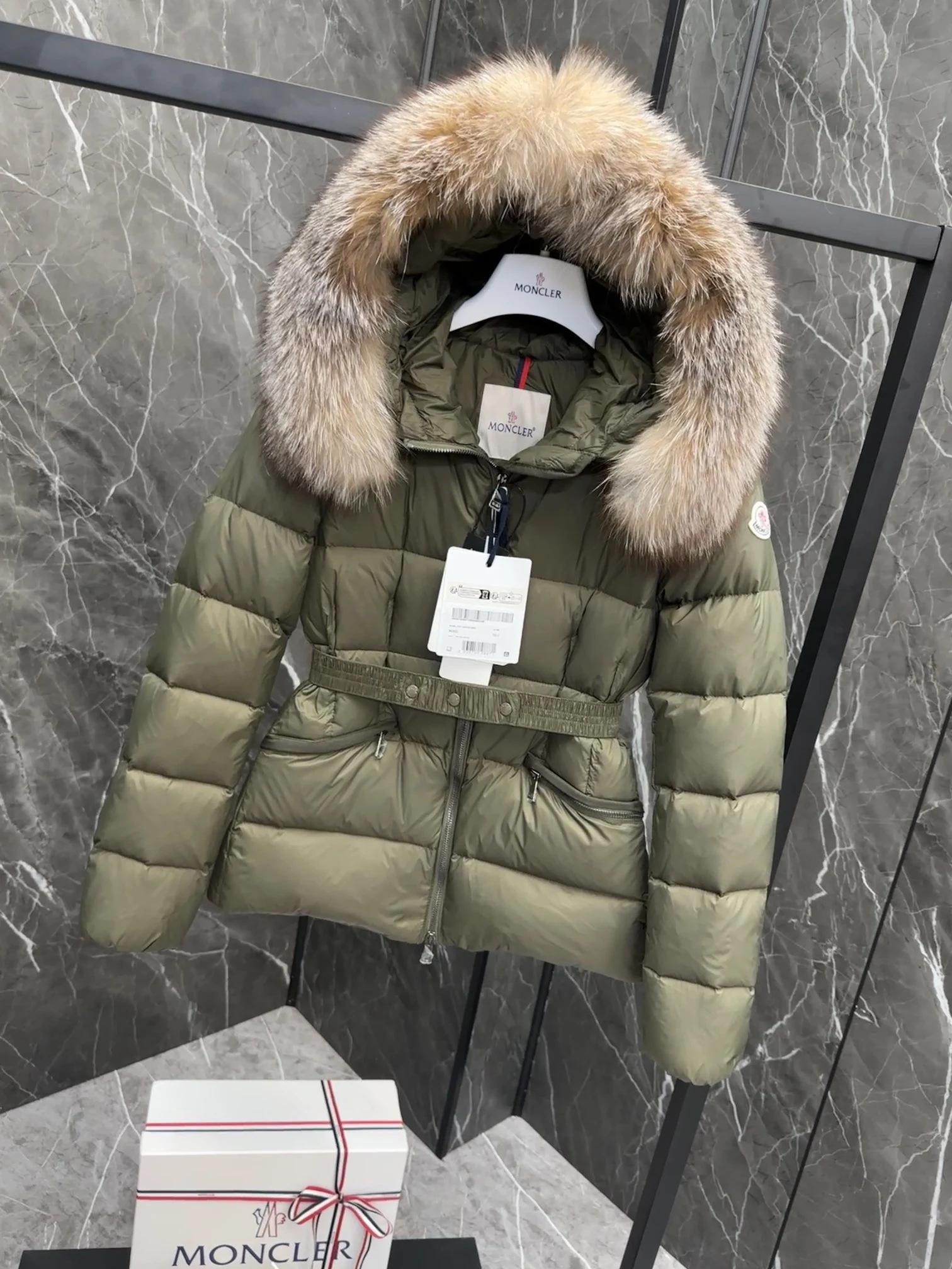 Moncler puffer jacket - real photo 7