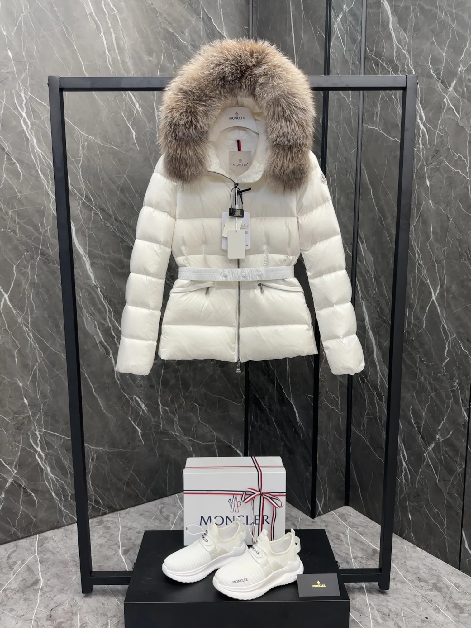 Moncler Short Puffer Jacket - Style 35 - Moncler puffer jacket real photo 1