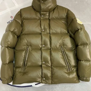 Moncler Short Puffer Jacket - Style 90 - Moncler puffer jacket real photo 1