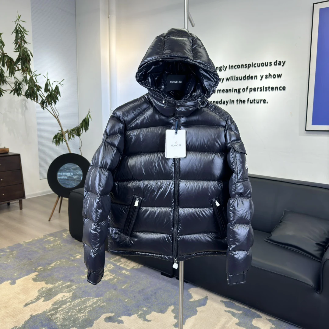 Moncler puffer jacket - real photo 5