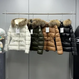 Moncler Short Fur-Collar Puffer Jacket - Style 3 - Moncler puffer jacket real photo 1