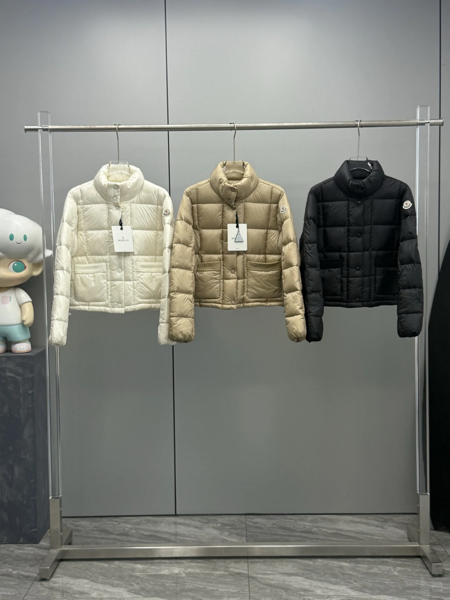 Moncler Short Stand-Collar Puffer Jacket - Style 33 - Moncler puffer jacket real photo 1