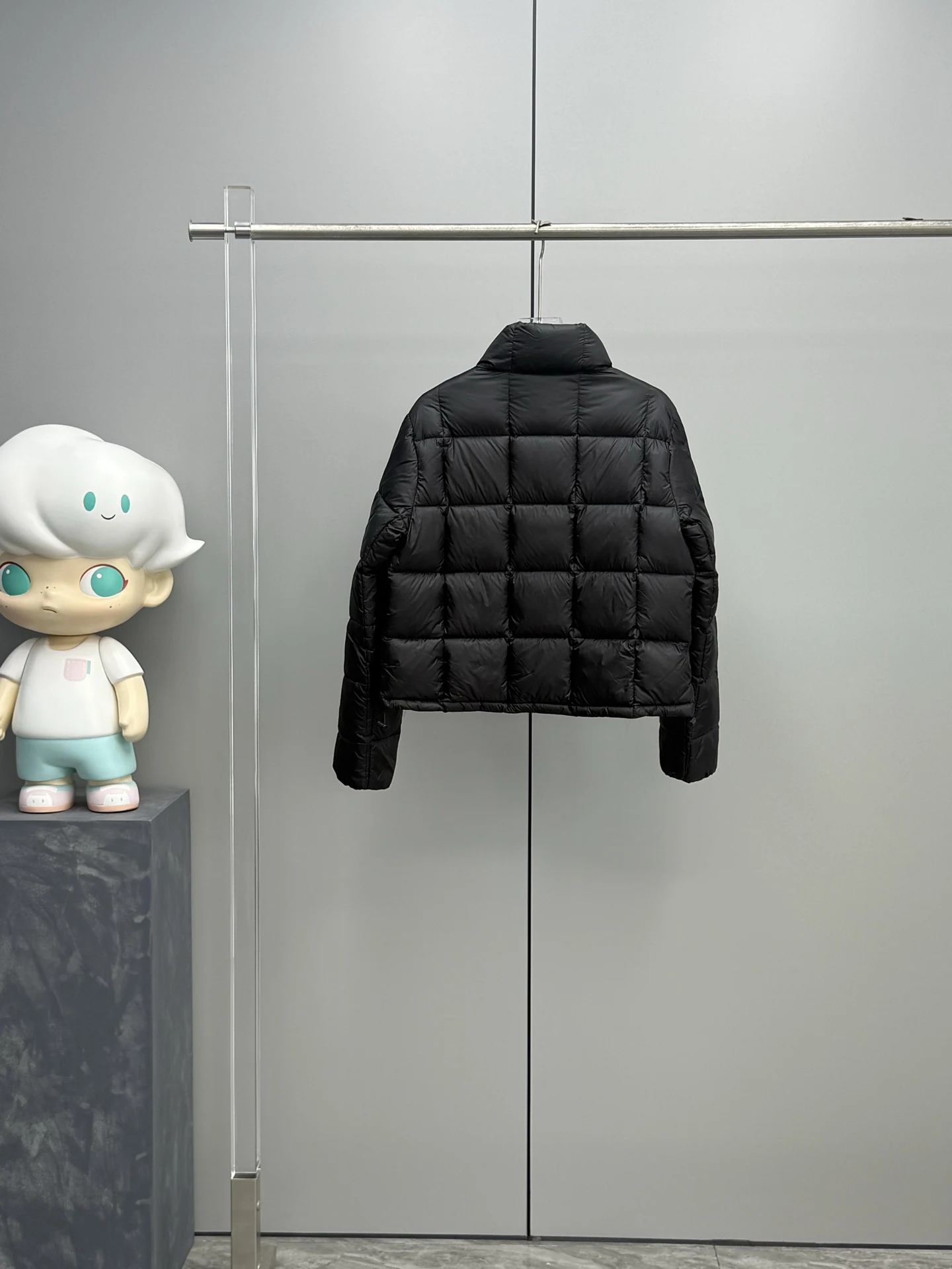Moncler Short Stand-Collar Puffer Jacket - Style 33 - Moncler puffer jacket real photo 9