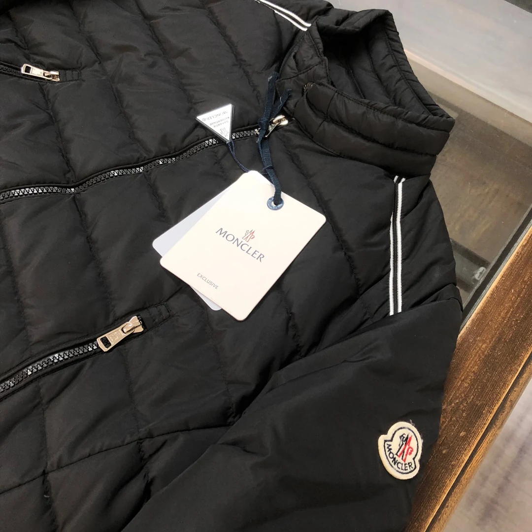 Moncler puffer jacket - real photo 2