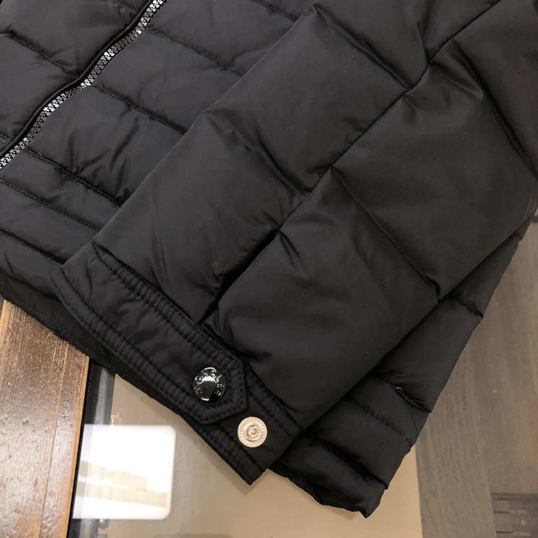 Moncler puffer jacket - real photo 6