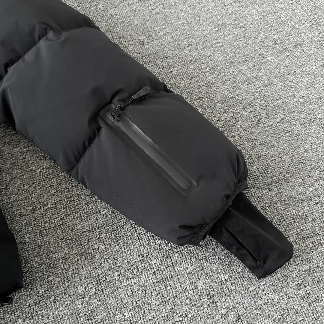 Moncler puffer jacket - real photo 7