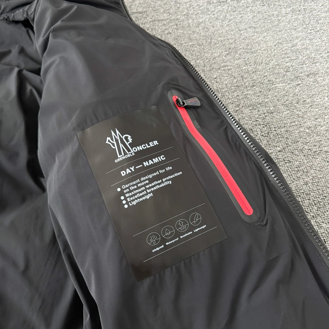 Moncler puffer jacket - real photo 10