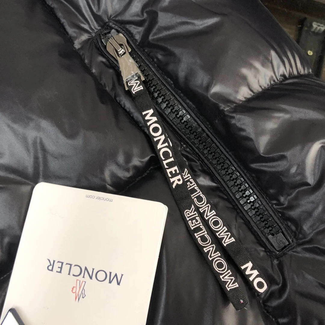 Moncler puffer jacket - real photo 6