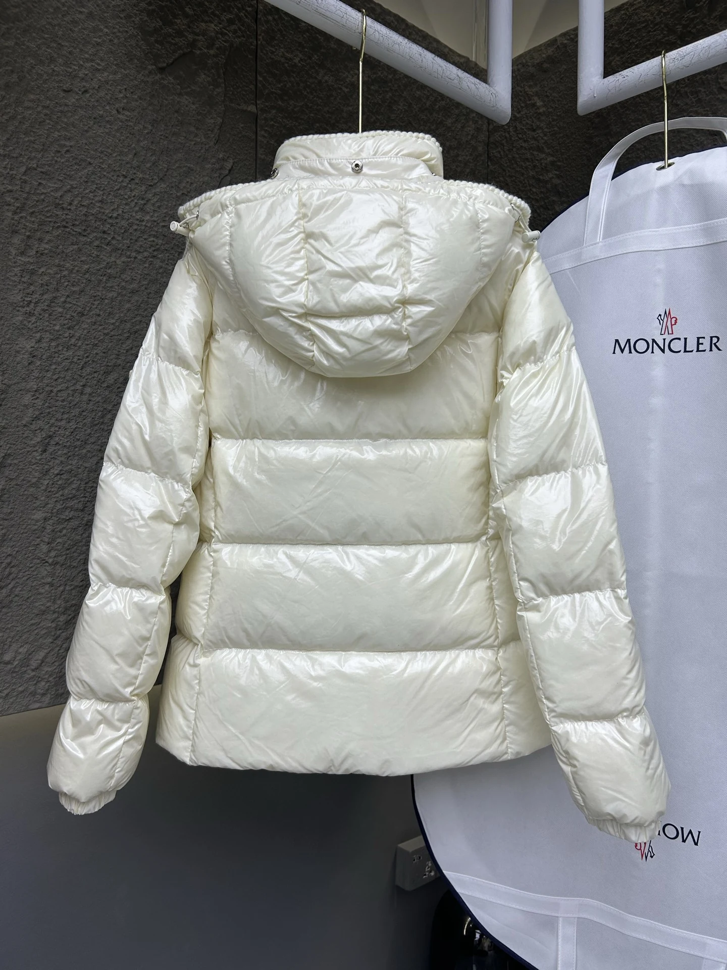 Moncler puffer jacket - real photo 9