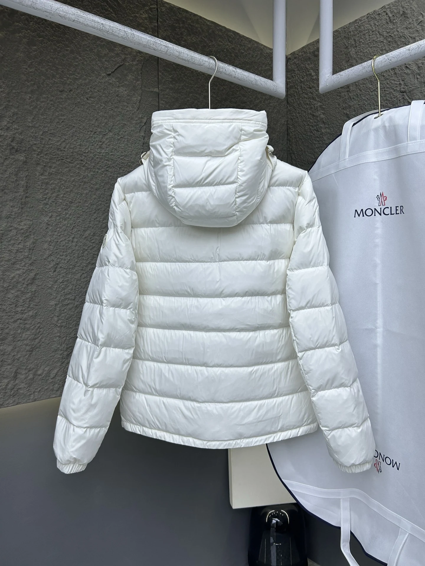 Moncler puffer jacket - real photo 10