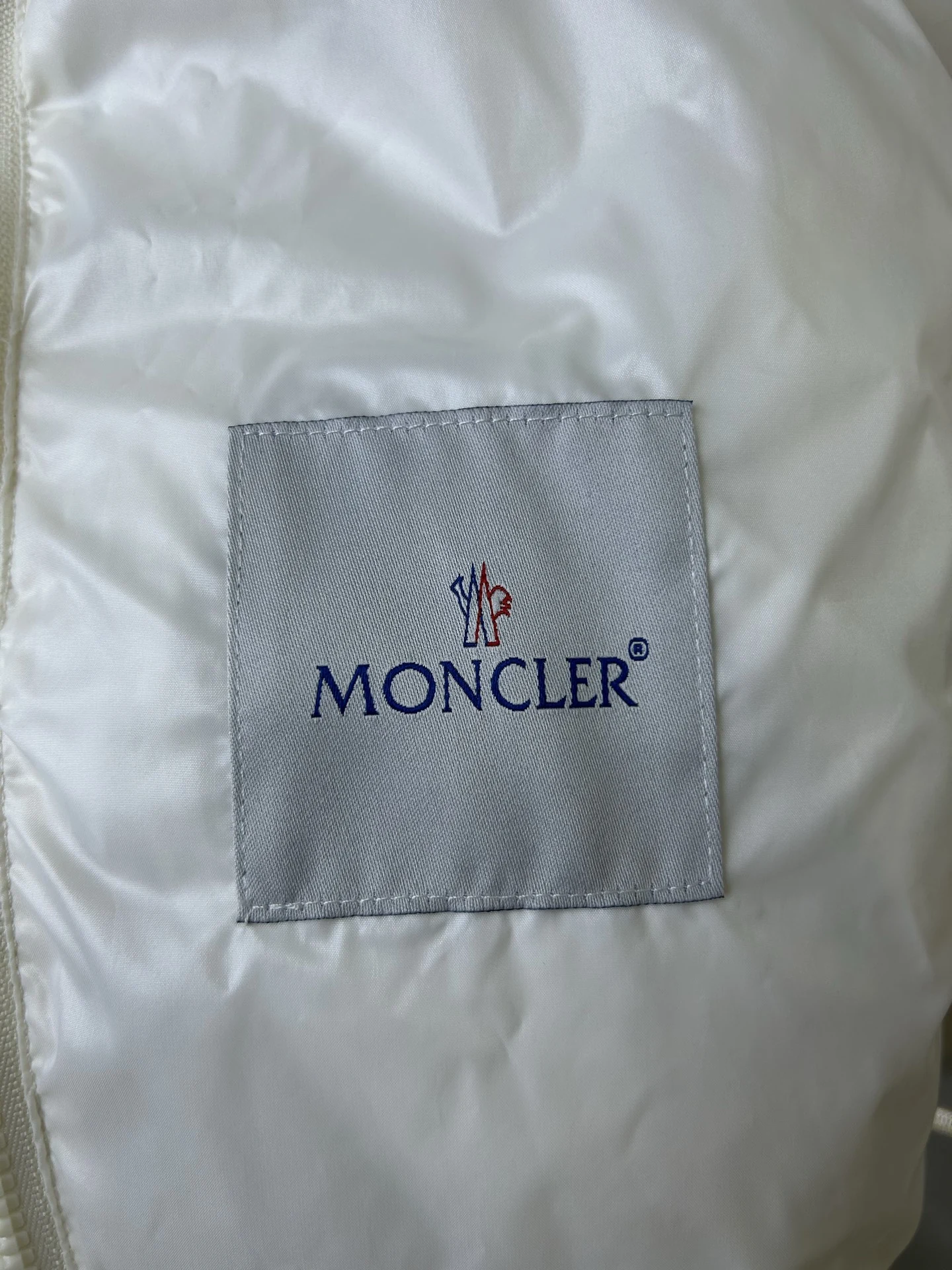 Moncler puffer jacket - real photo 8