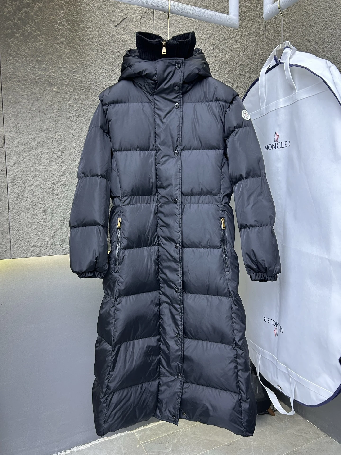 Moncler puffer jacket - real photo 1