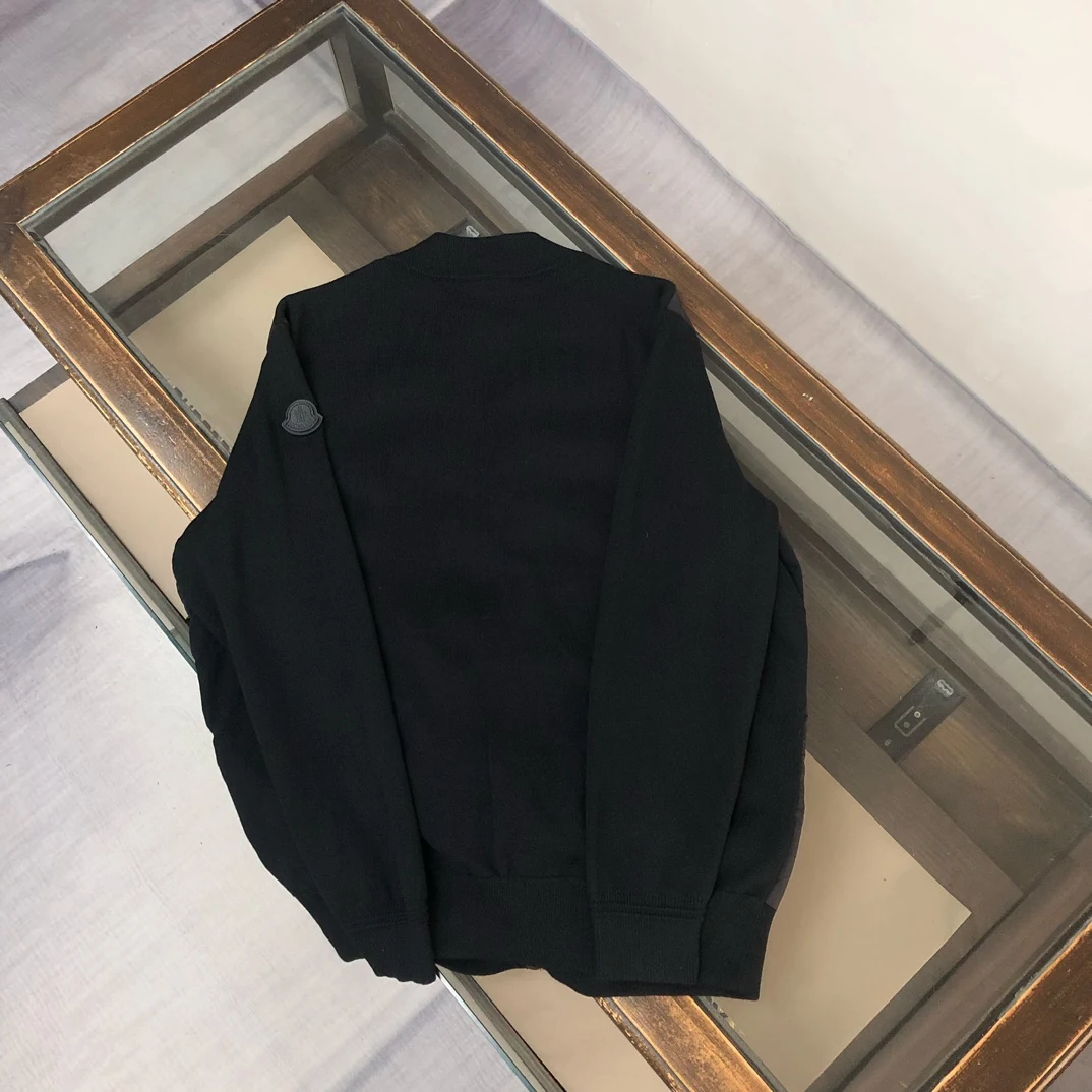 Moncler puffer jacket - real photo 9