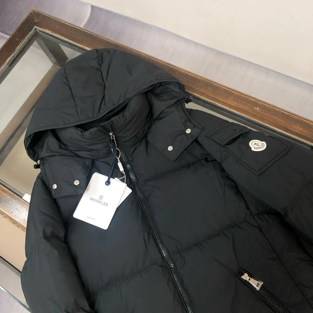 Moncler puffer jacket - real photo 3