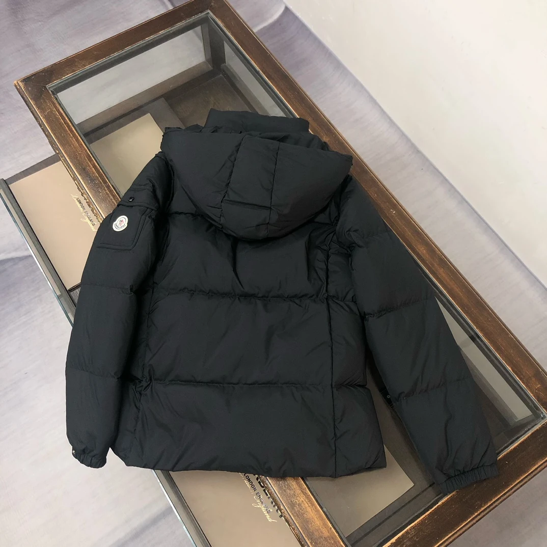Moncler puffer jacket - real photo 9