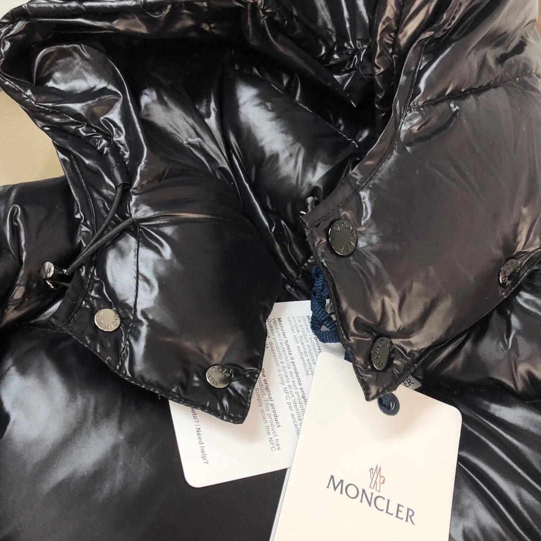 Moncler puffer jacket - real photo 3