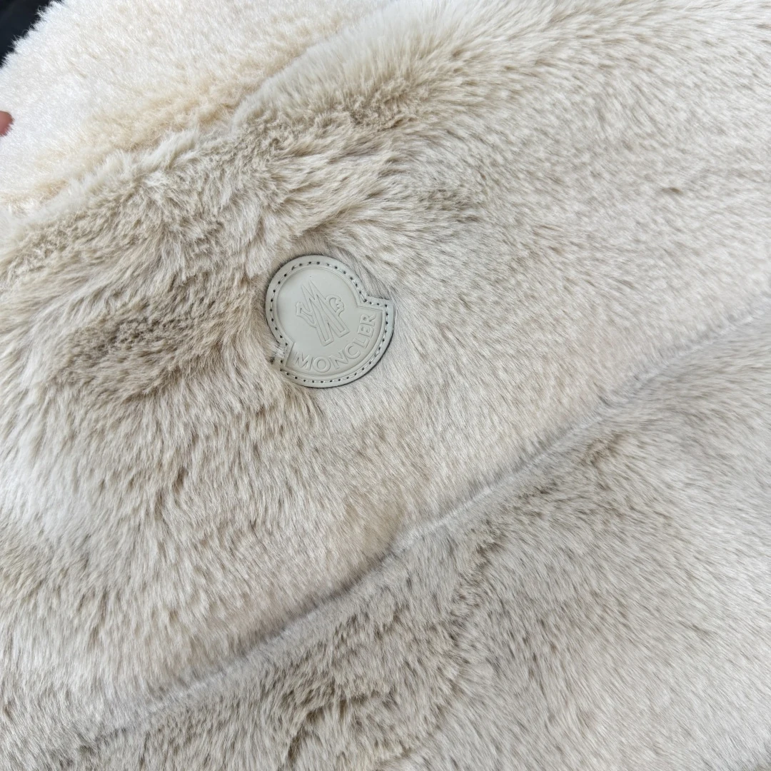 Moncler puffer jacket - real photo 10