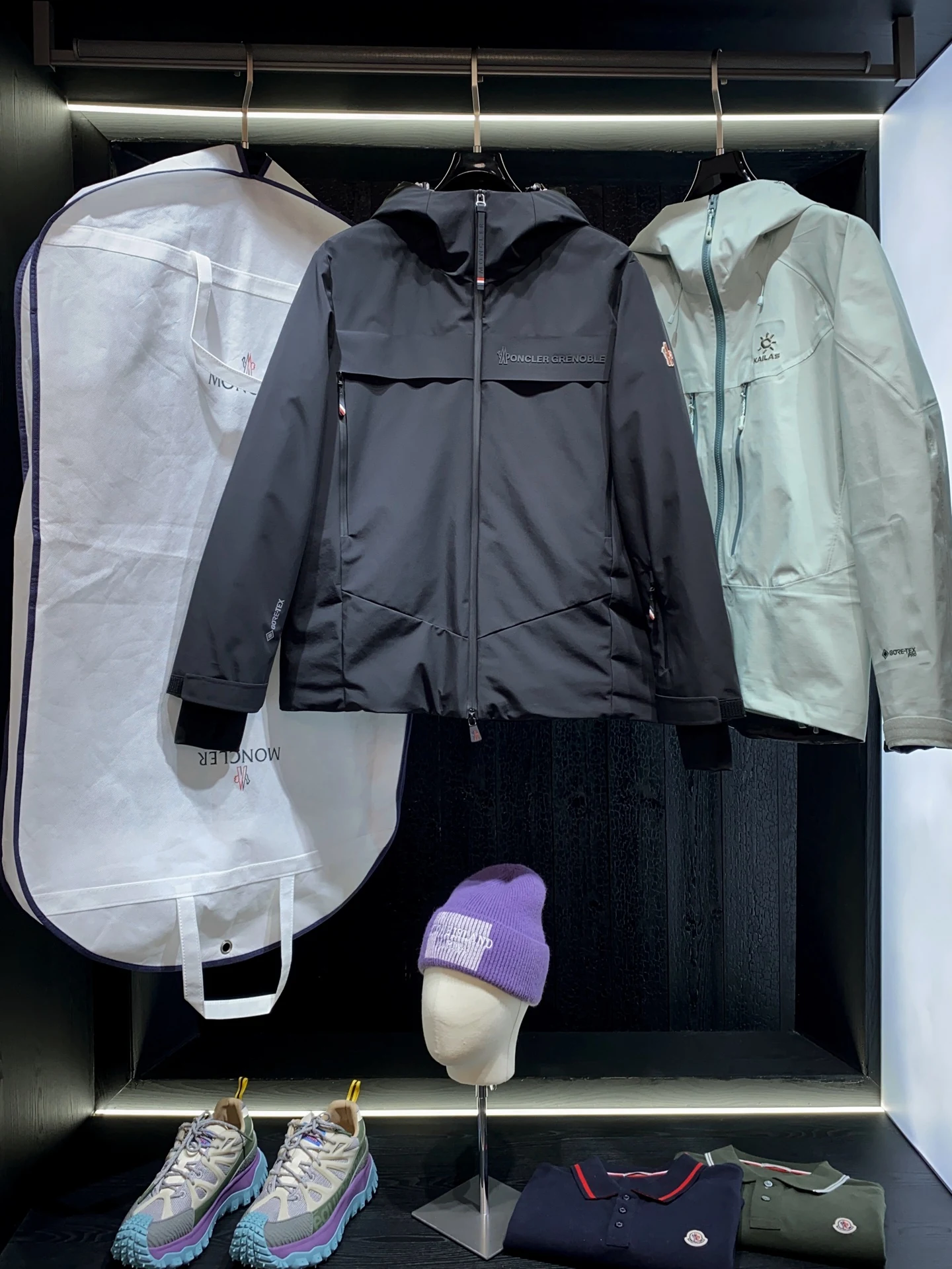 Moncler puffer jacket - real photo 3