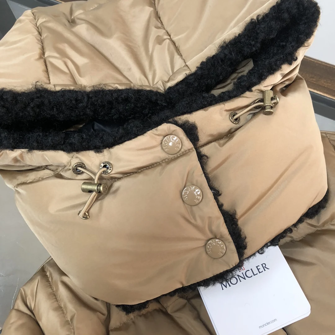 Moncler puffer jacket - real photo 4